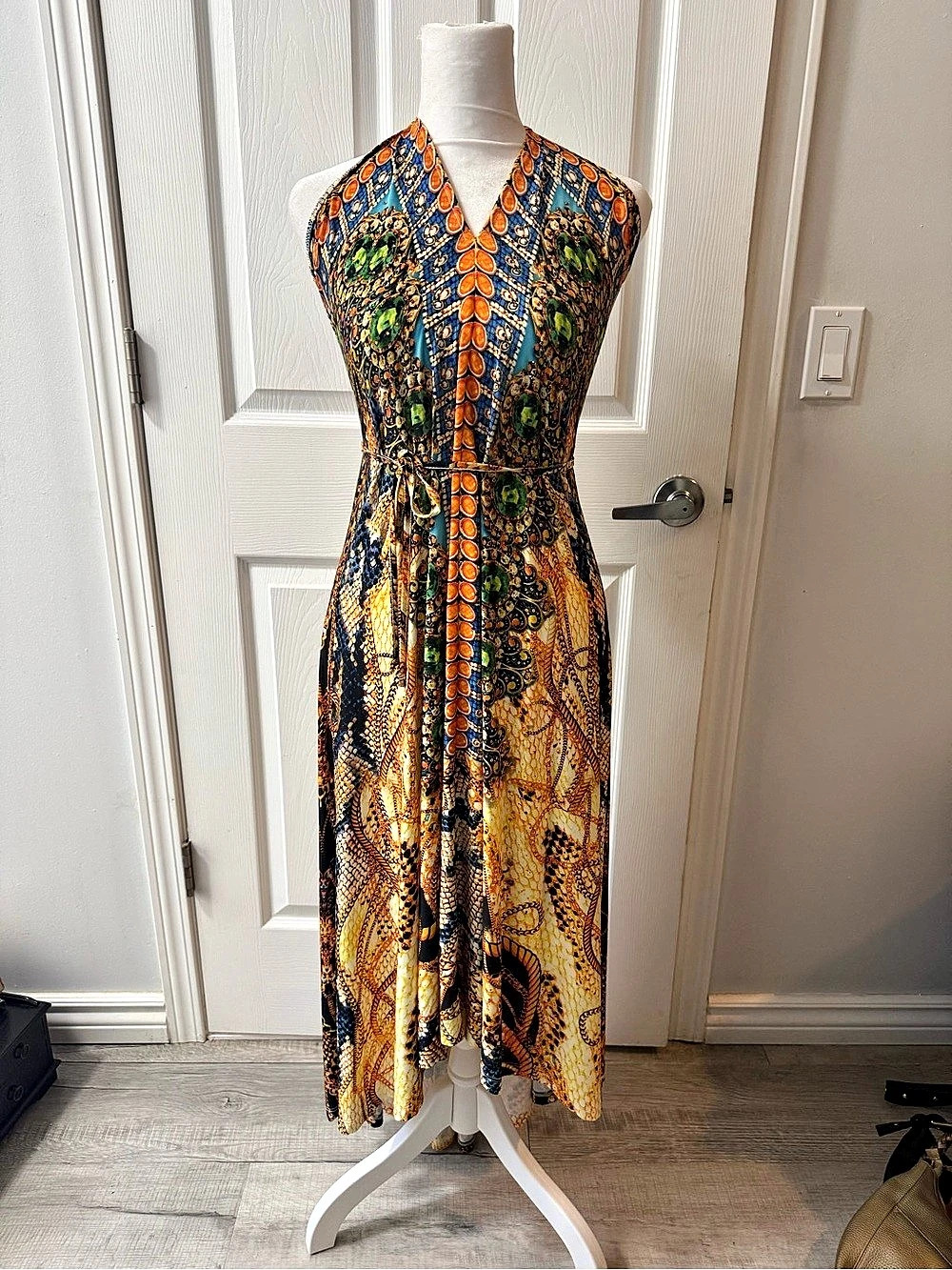 VenusSmall Geometric Midi Dress in Orange & Blue Size Small Like New
